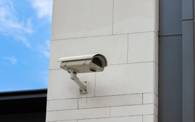 CCTV di luar rumah.