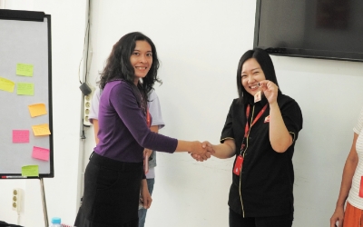 Marketing A&A mendapatkan hadiah fasilitas dari A&A