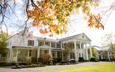 Rumah American Classic yang elegan dan tidak lekang oleh waktu. 