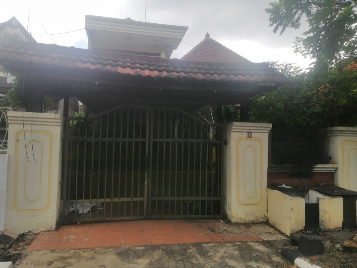 Dijual Cepat Rumah Usaha Lokasi Strategis Raya Darmo Surabaya Pusat