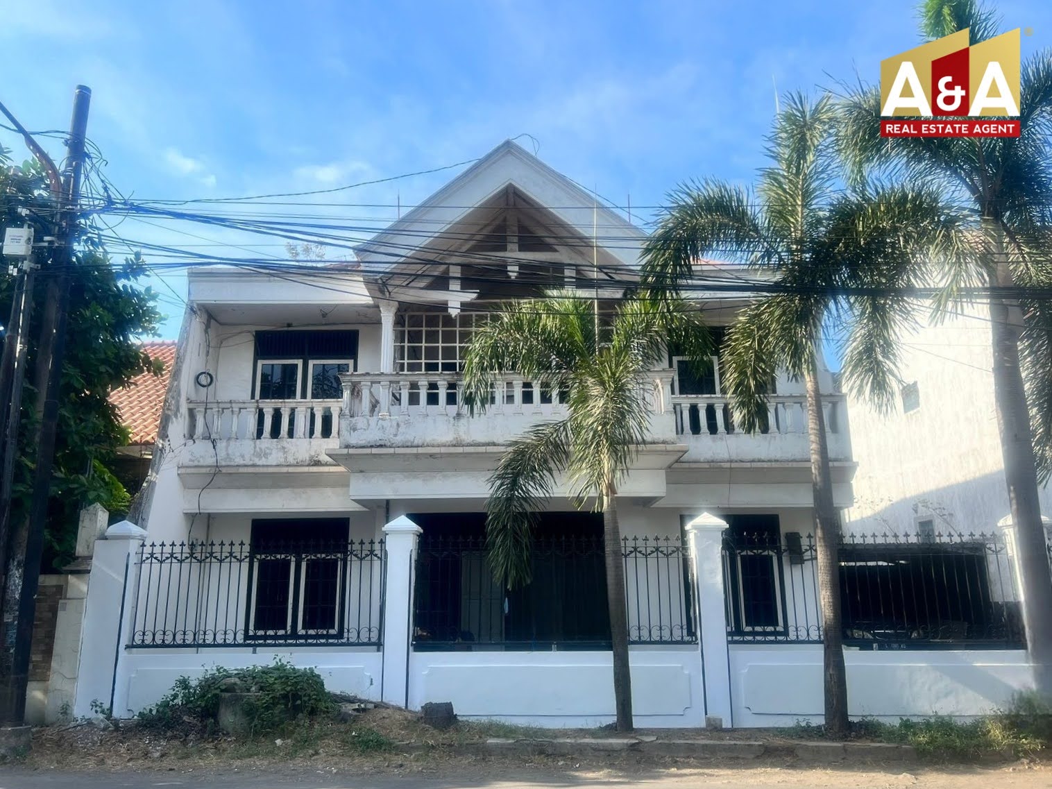 Dijual Rumah Strategis Ketintang Madya Surabaya Selatan - Image 1