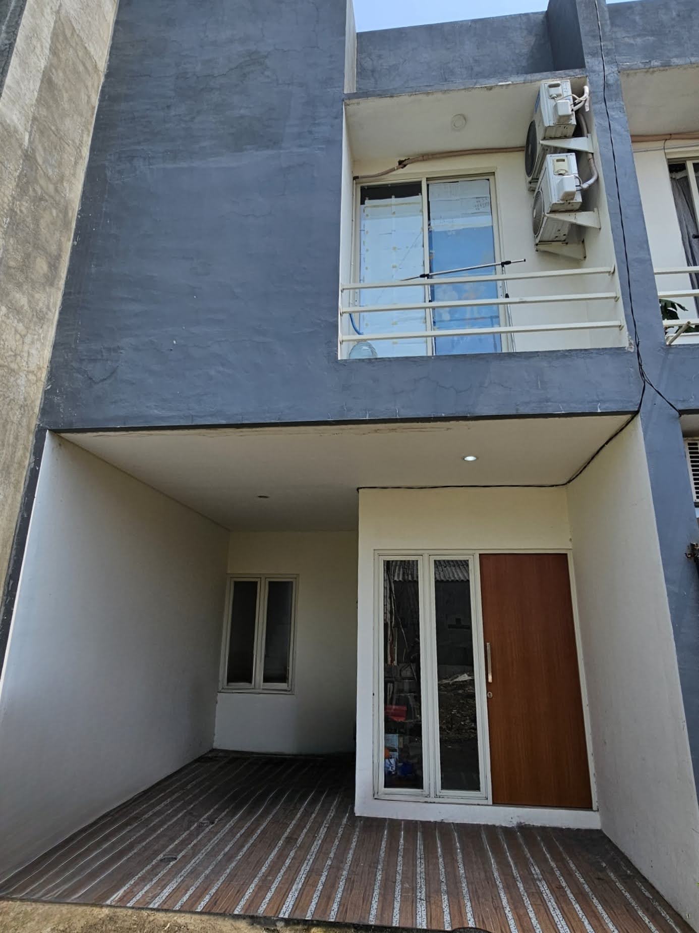 Dijual Rumah Minimalis Strategis Graha Villas 2 Dekat Citraland Surabaya Barat - Image 1
