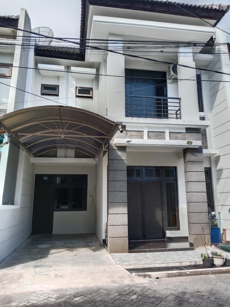 Dijual Rumah Strategis Hans Regency Manyar Tirtoyoso Surabaya Timur - Image 1