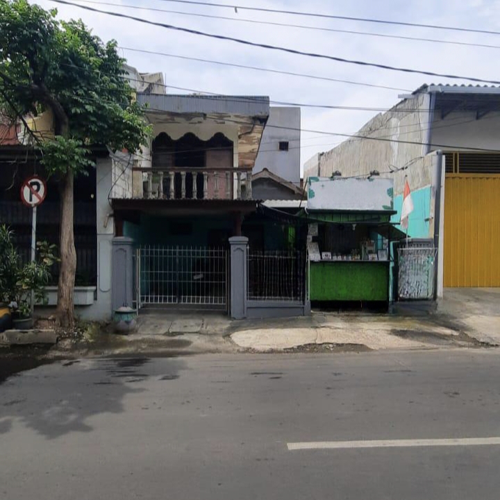Dijual Rumah dengan Hunian Ideal di Balongsari Tama Surabaya Barat - Image 1