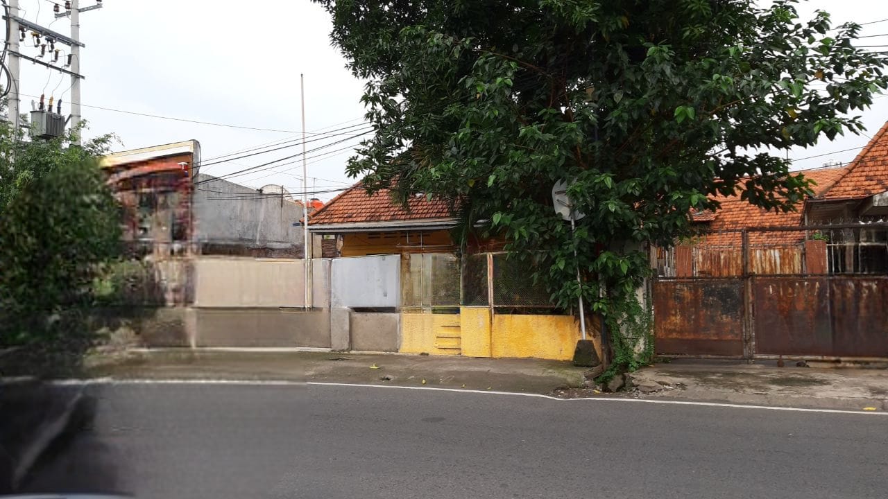 Dijual Rumah Usaha Eksklusif Di Raya Ngagel Surabaya Pusat - Image 1