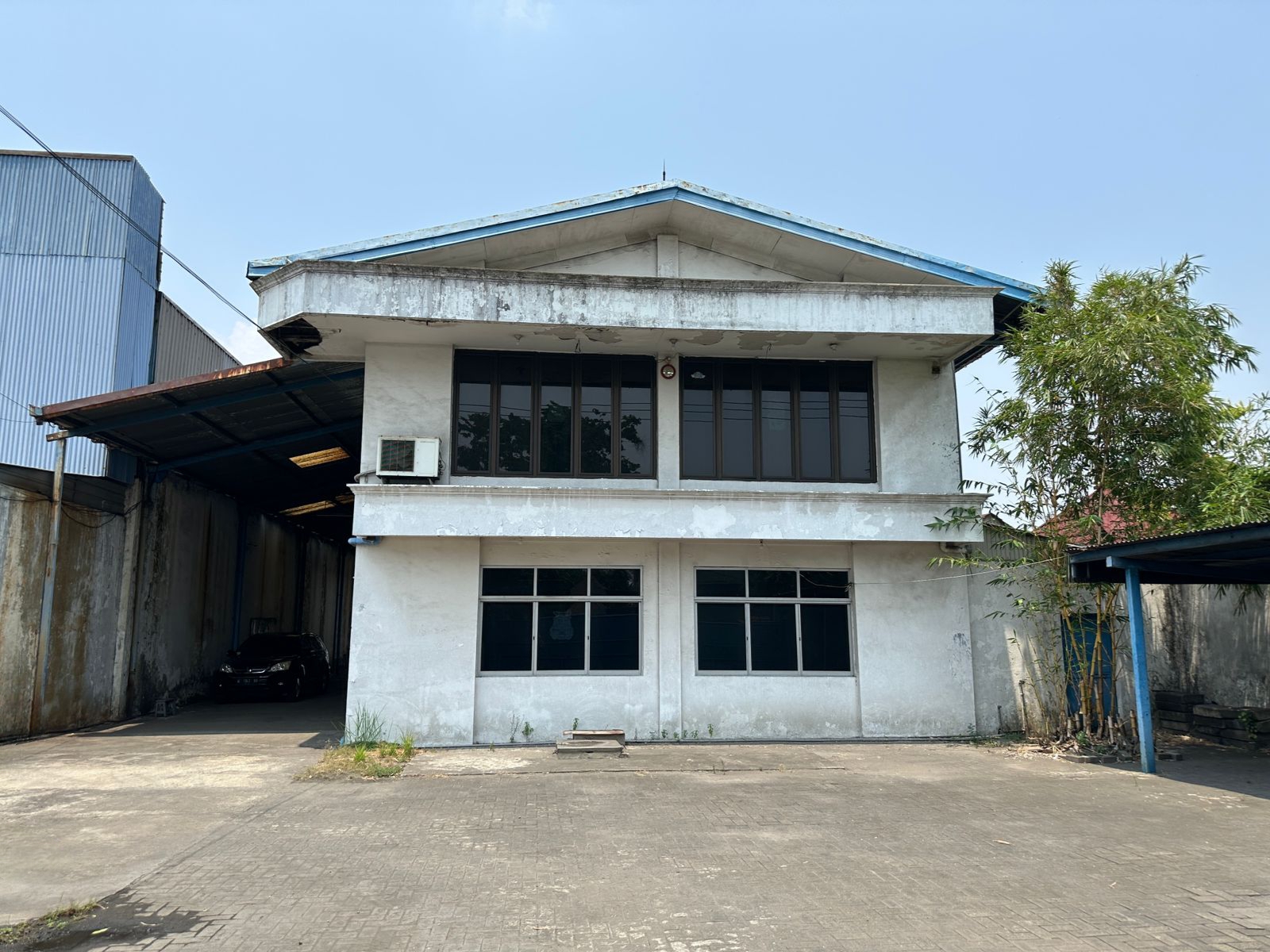 Dijual Pabrik Luas di Kawasan Industri Raya Kletek Sidoarjo - Image 1