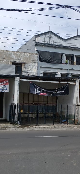 Dijual Toko Komersial Strategis Raya Wiyung Babatan, Surabaya Barat - Image 1