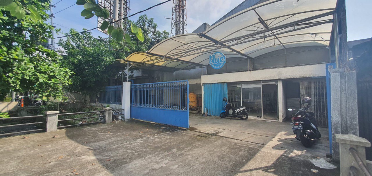 Dijual Murah Rumah Nol Jalan Raya, Hook di Surabaya Timur – Raya Manyar Rejo - Image 1