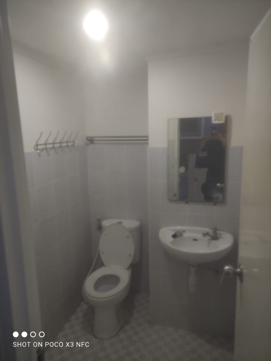 Dijual Apartemen 2BR View Pool Puncak Kertajaya Surabaya Timur - Thumbnail 3