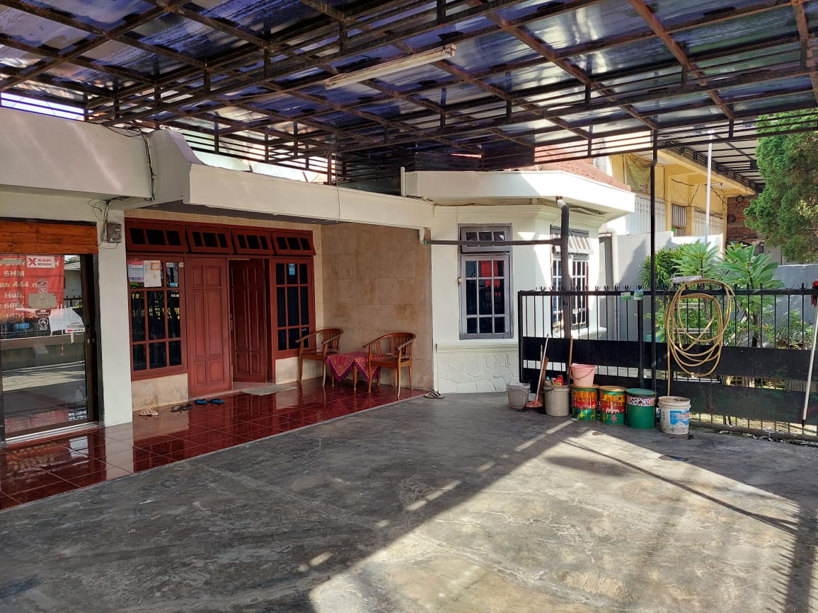 Dijual Rumah Lokasi Raya Jambangan Surabaya Selatan - Thumbnail 2