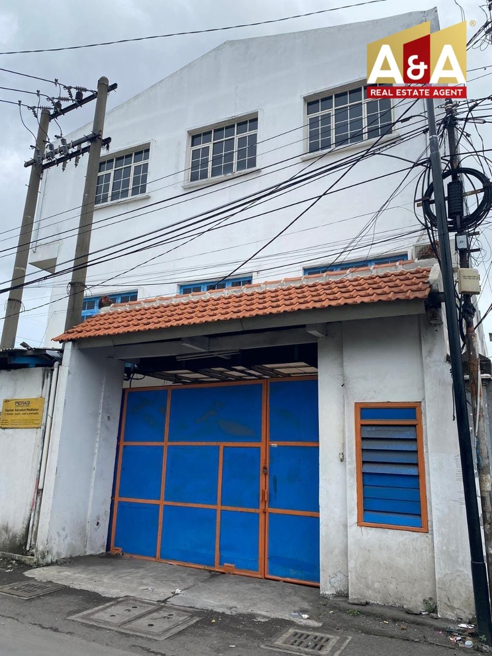 Dijual Gedung Kantor dan Gudang di Simokalangan Surabaya Barat - Image 1
