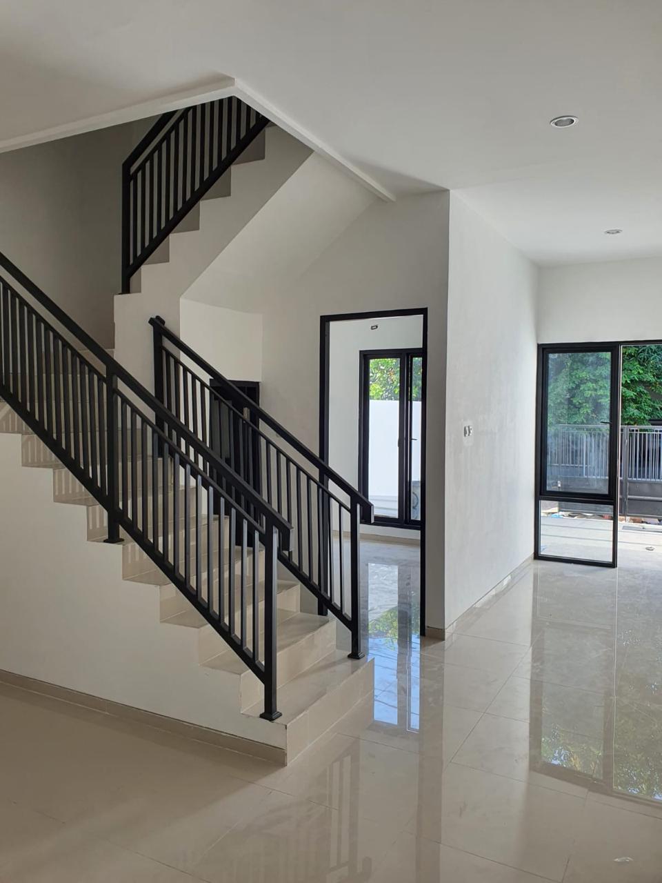 Dijual Rumah di Perumahan Nirwana Eksekutif Surabaya Timur - Thumbnail 2