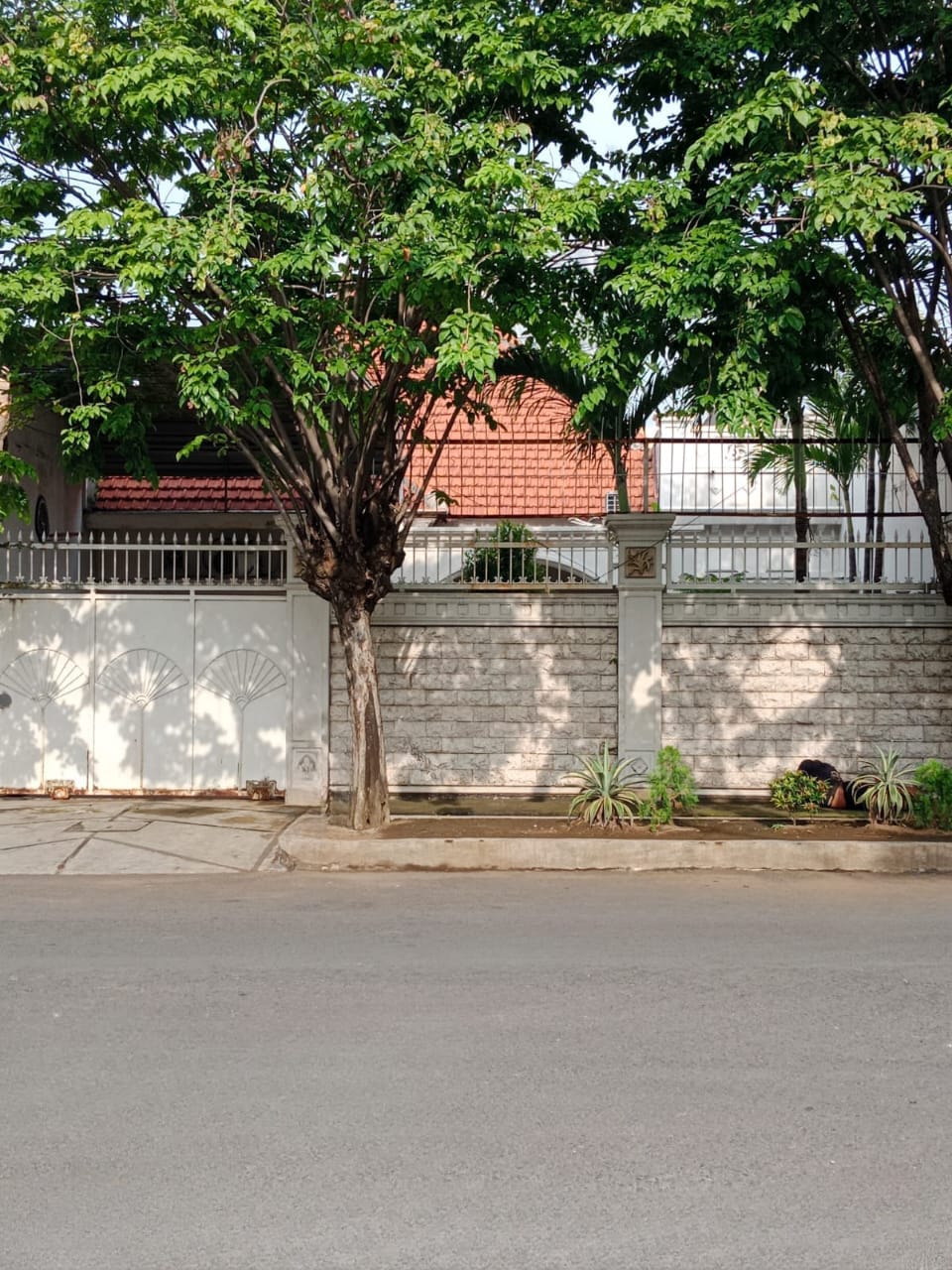 Dijual Rumah Nyaman Bebas Macet di Johor Perak Surabaya Utara - Image 1