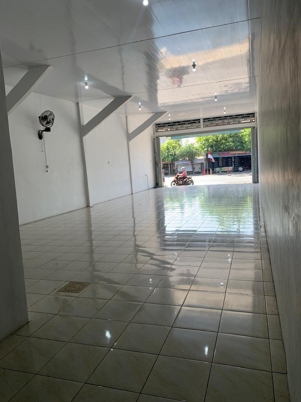 Dijual Rumah Usaha Potensial di Jalan Mastrip Kedurus Surabaya Selatan - Thumbnail 2