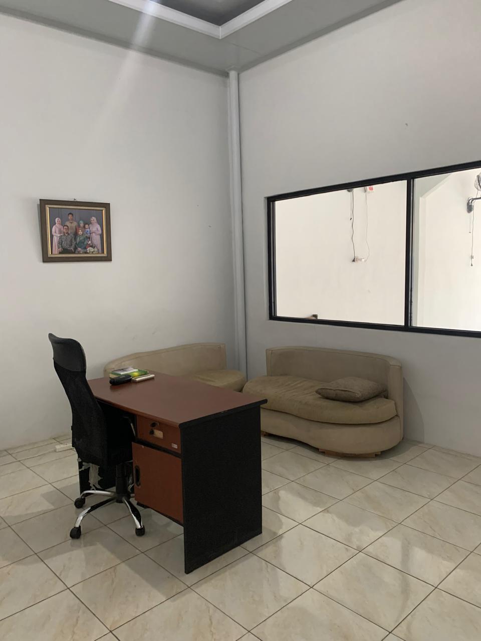 Dijual Rumah Usaha Potensial di Jalan Mastrip Kedurus Surabaya Selatan - Thumbnail 3