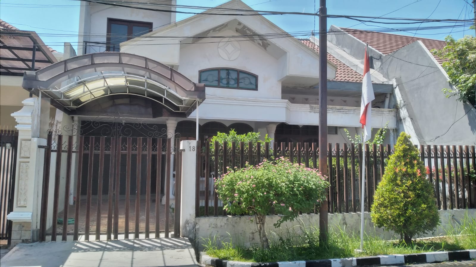 Dijual Rumah Hitung Tanah Lokasi Surabaya Barat - Image 1