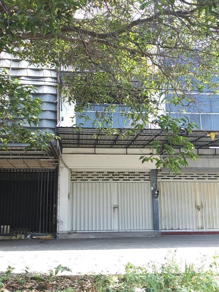 Dijual/Disewakan Ruko Lokasi Strategis di Satelit Town Square Surabaya Barat - Image 1