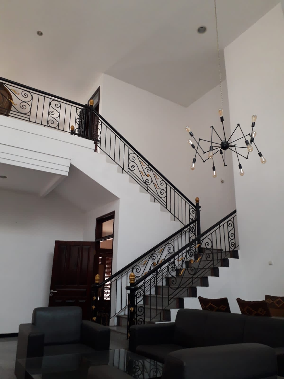Dijual Rumah Strategis Lokasi Surabaya Timur - Thumbnail 3