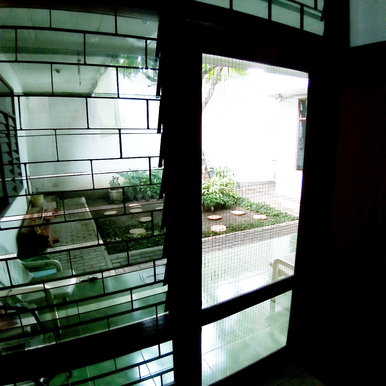 Dijual Rumah Berlokasi Strategis di Surabaya Timur - Thumbnail 2