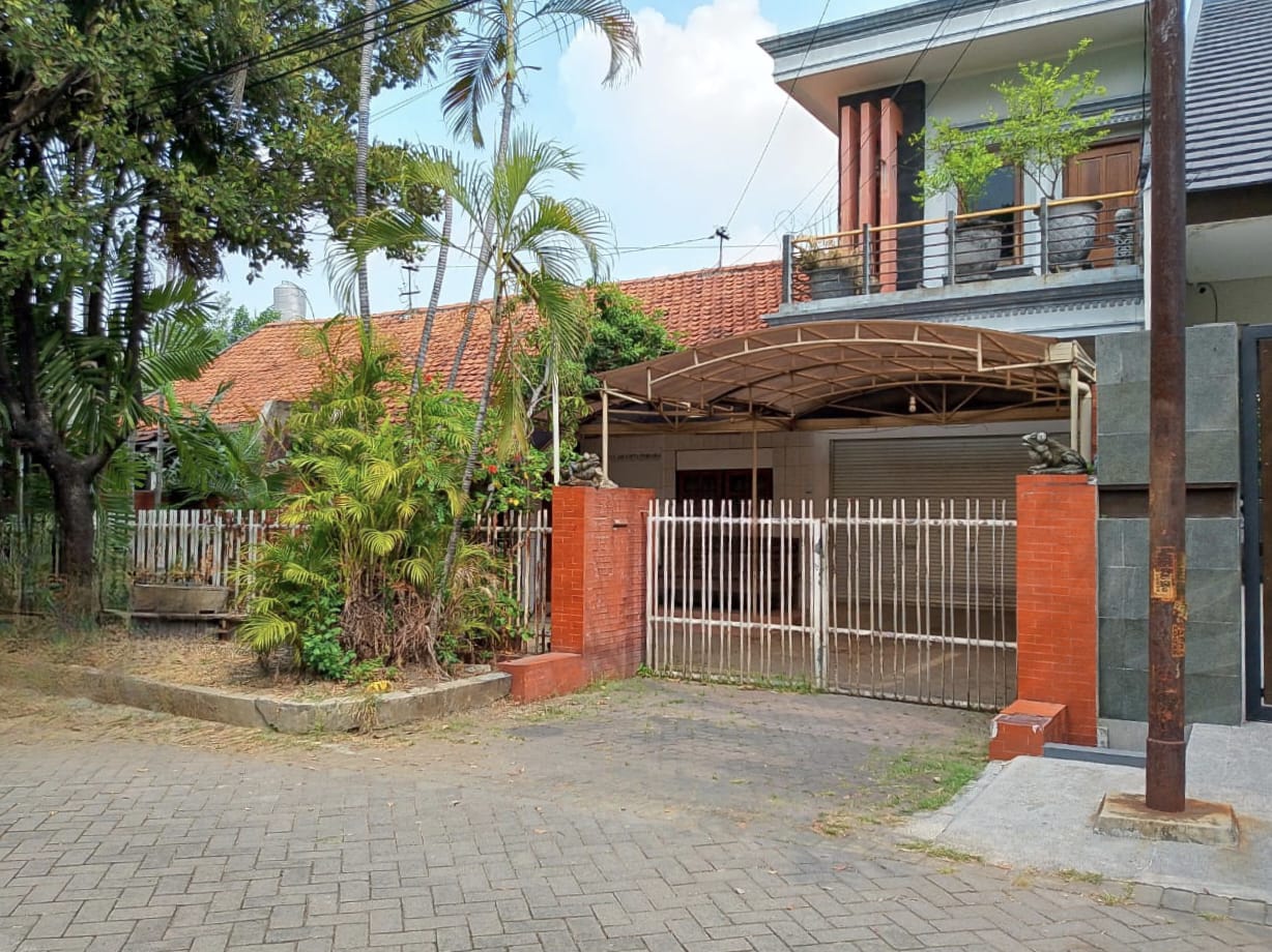 Dijual Rumah Luas 275m² di Gayungsari Surabaya Selatan - Image 1