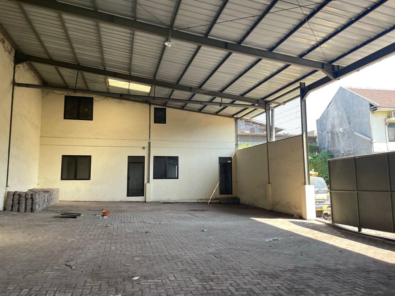 Dijual Gudang Strategis Lokasi Premium di Margomulyo Indah Surabaya Barat - Thumbnail 2