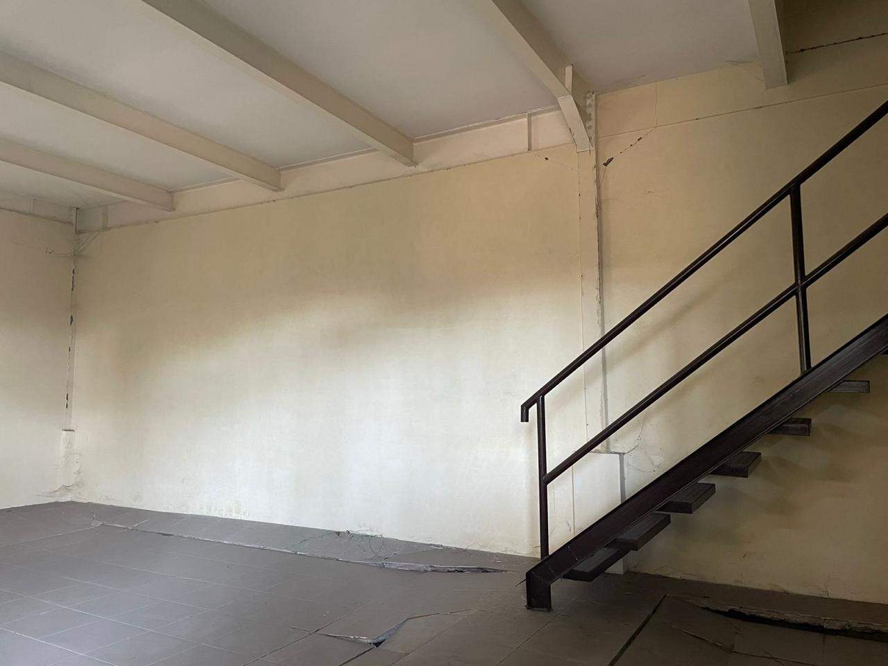 Dijual Gudang Strategis Lokasi Premium di Margomulyo Indah Surabaya Barat - Thumbnail 3