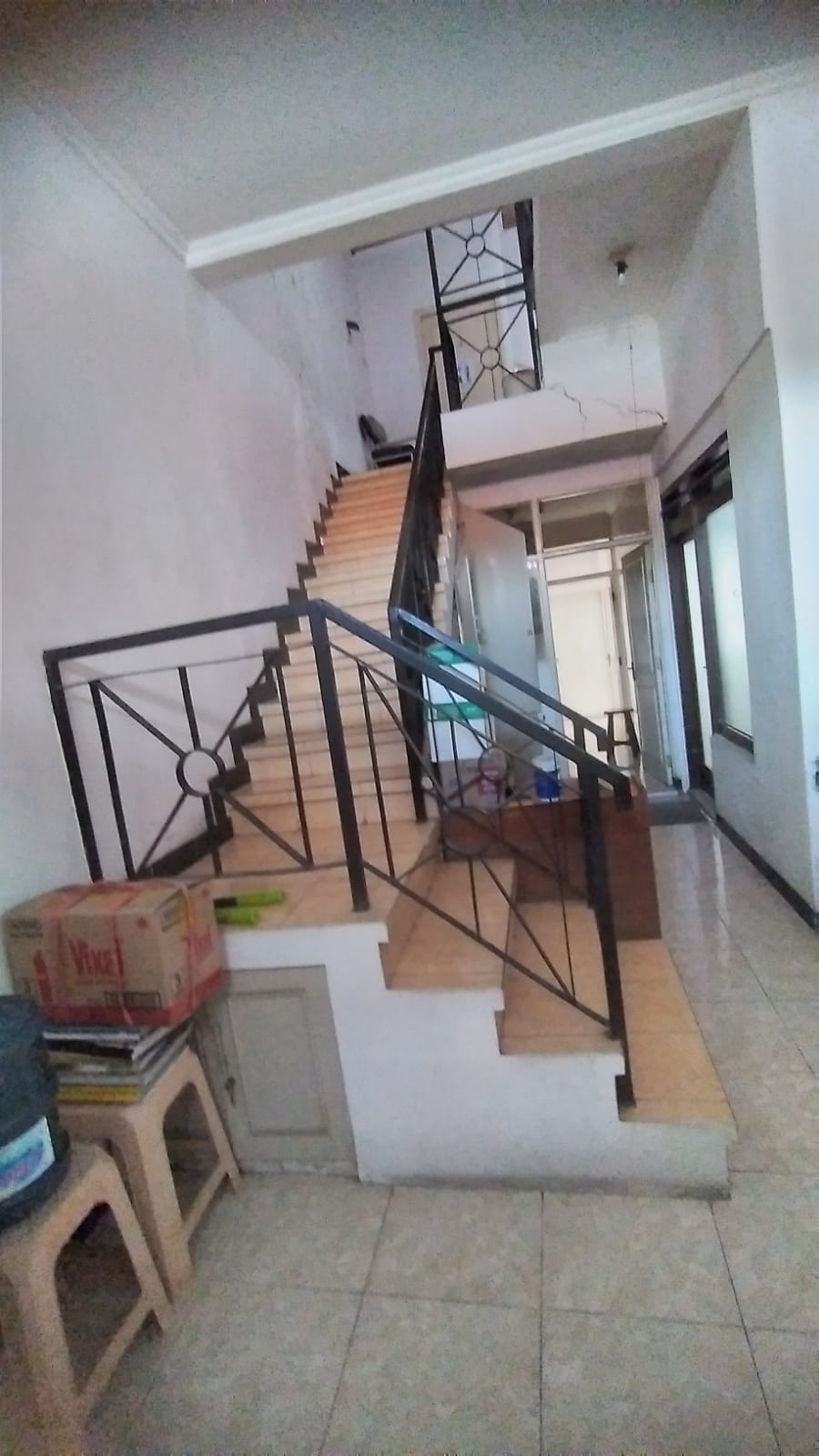 Dijual Rumah Lokasi Eksklusif Harga Menarik di Darmo Permai Selatan Surabaya Barat - Thumbnail 3