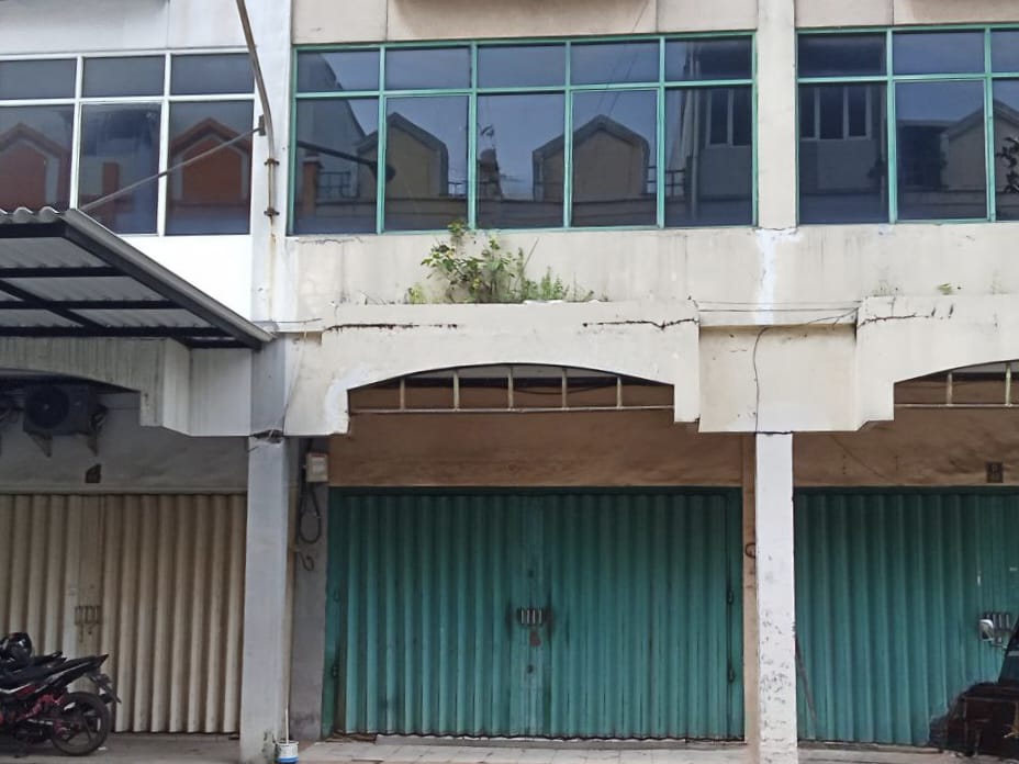 Disewakan Ruko 3 Lantai di Pengampon Square Surabaya Utara Potensi Bisnis Besar - Image 1