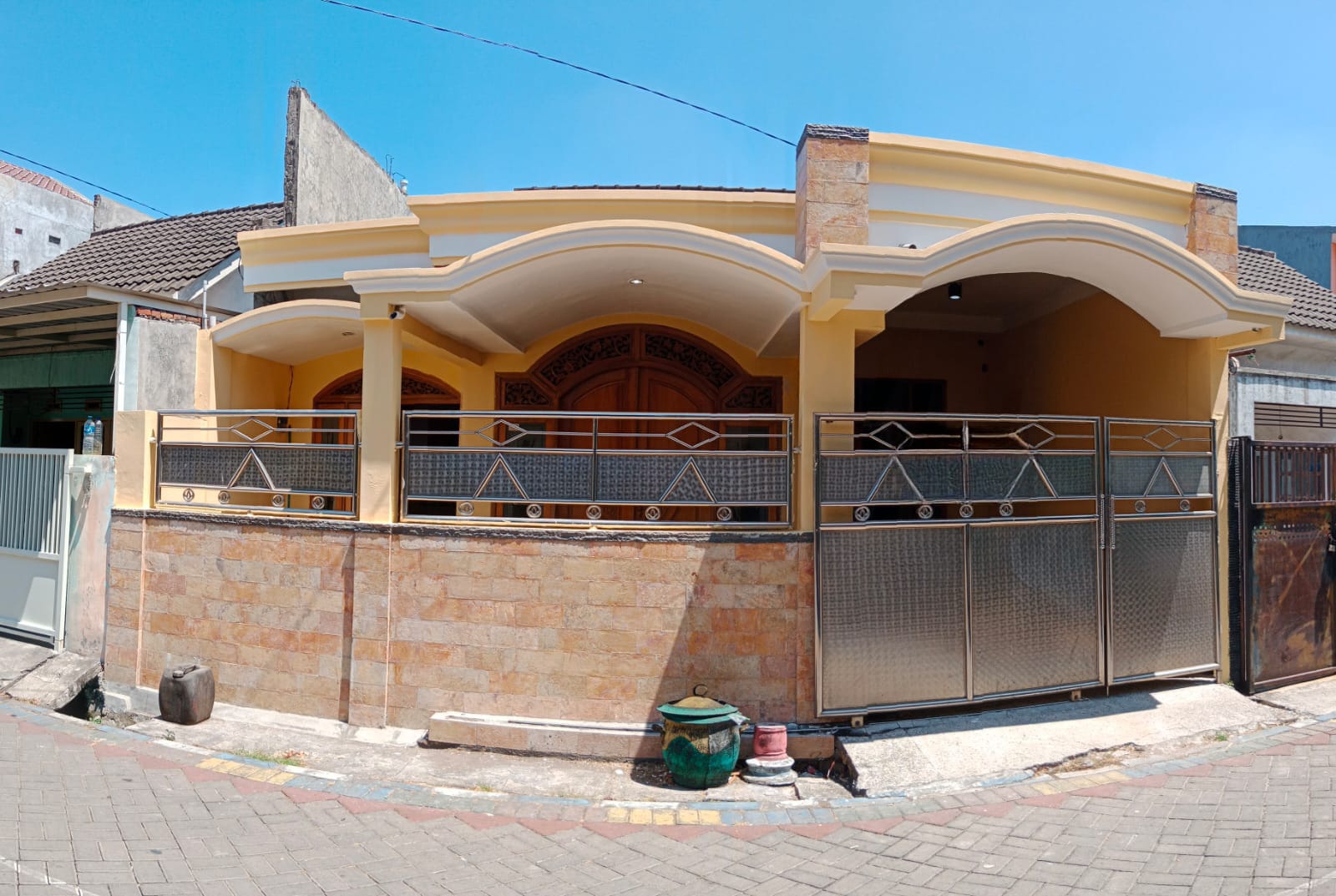 Dijual Rumah Siap Huni di Pondok Maritim Indah Surabaya Barat - Image 1
