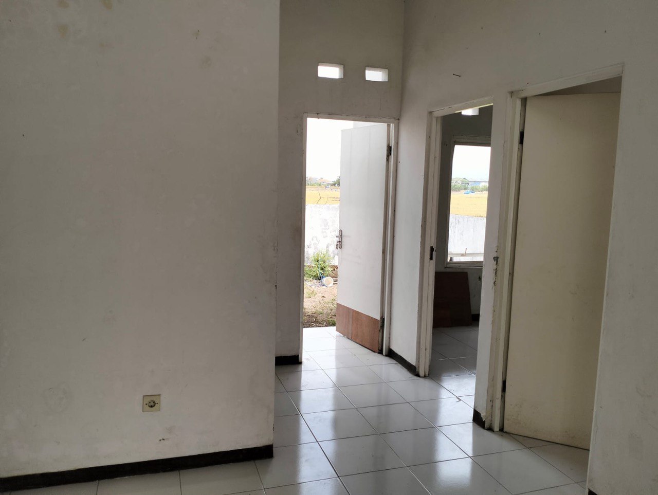 Dijual Lelang Rumah Praktis di Metro Regency Sedati Sidoarjo Harga Murah - Thumbnail 2