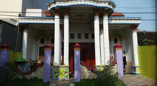 Dijual Rumah Luas di Bibis Tama Surabaya Barat - Image 1