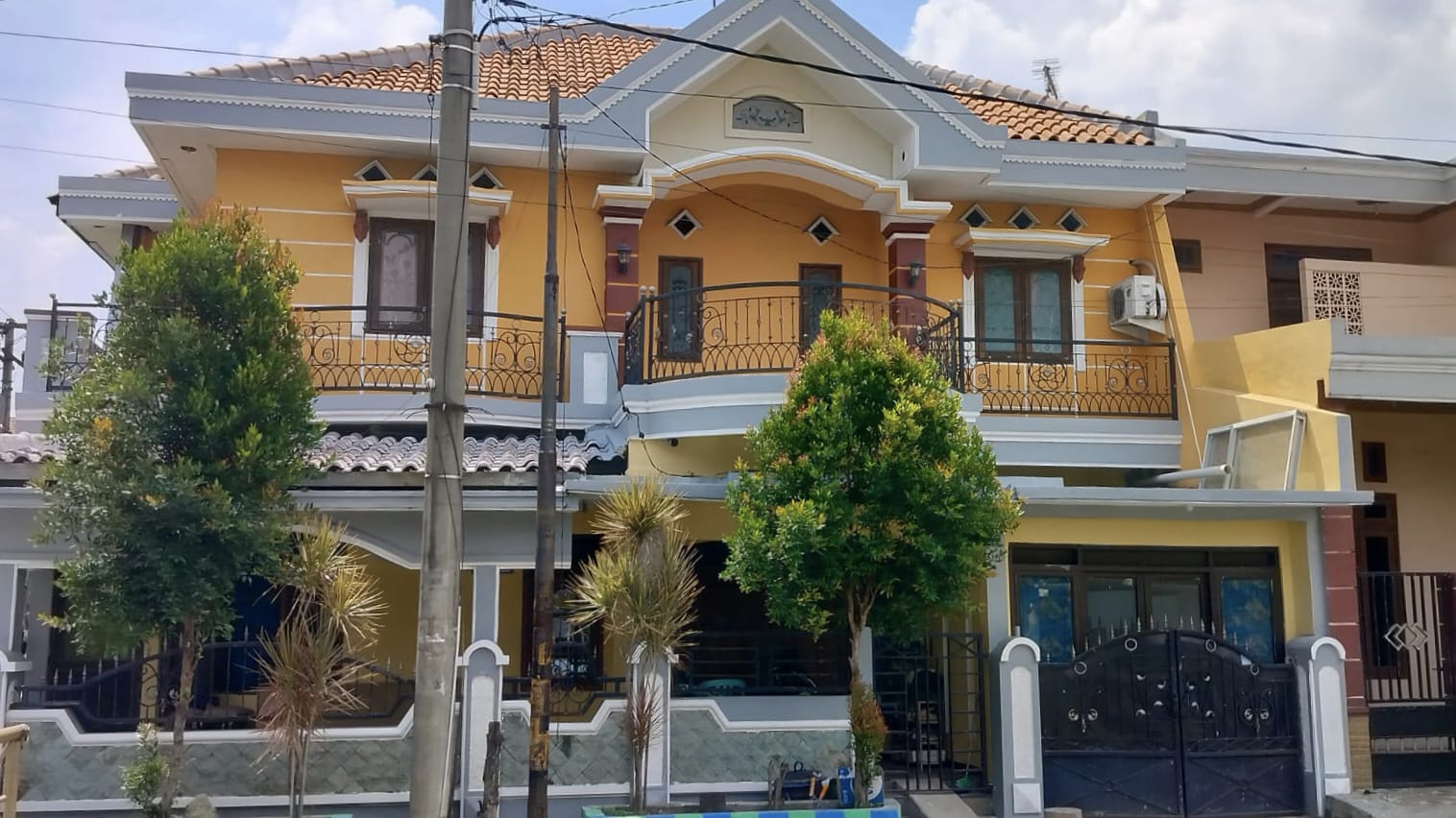 Dijual Rumah Luas dan Nyaman di Perum Griya Bhayangkara Sukodono Sidoarjo - Image 1