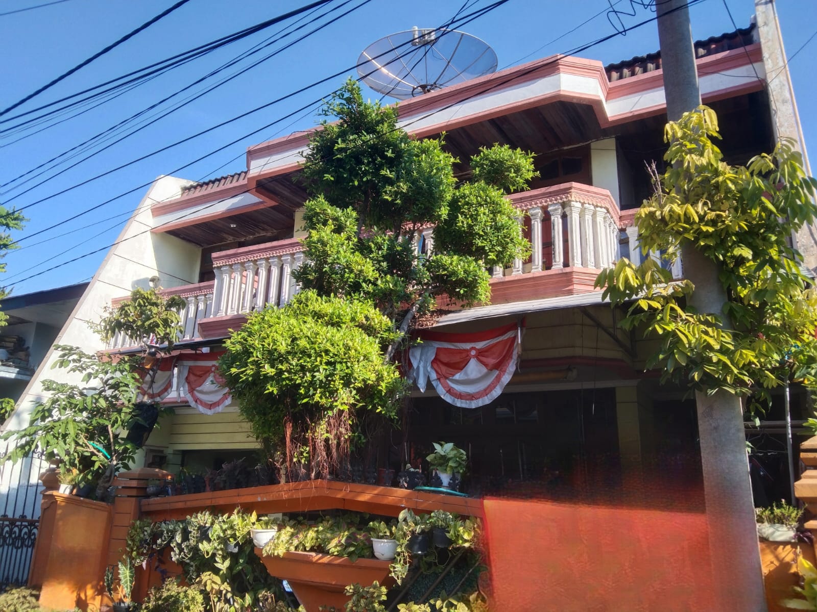Dijual Rumah dan Kos-kosan Lokasi Ketintang Surabaya Selatan - Image 1