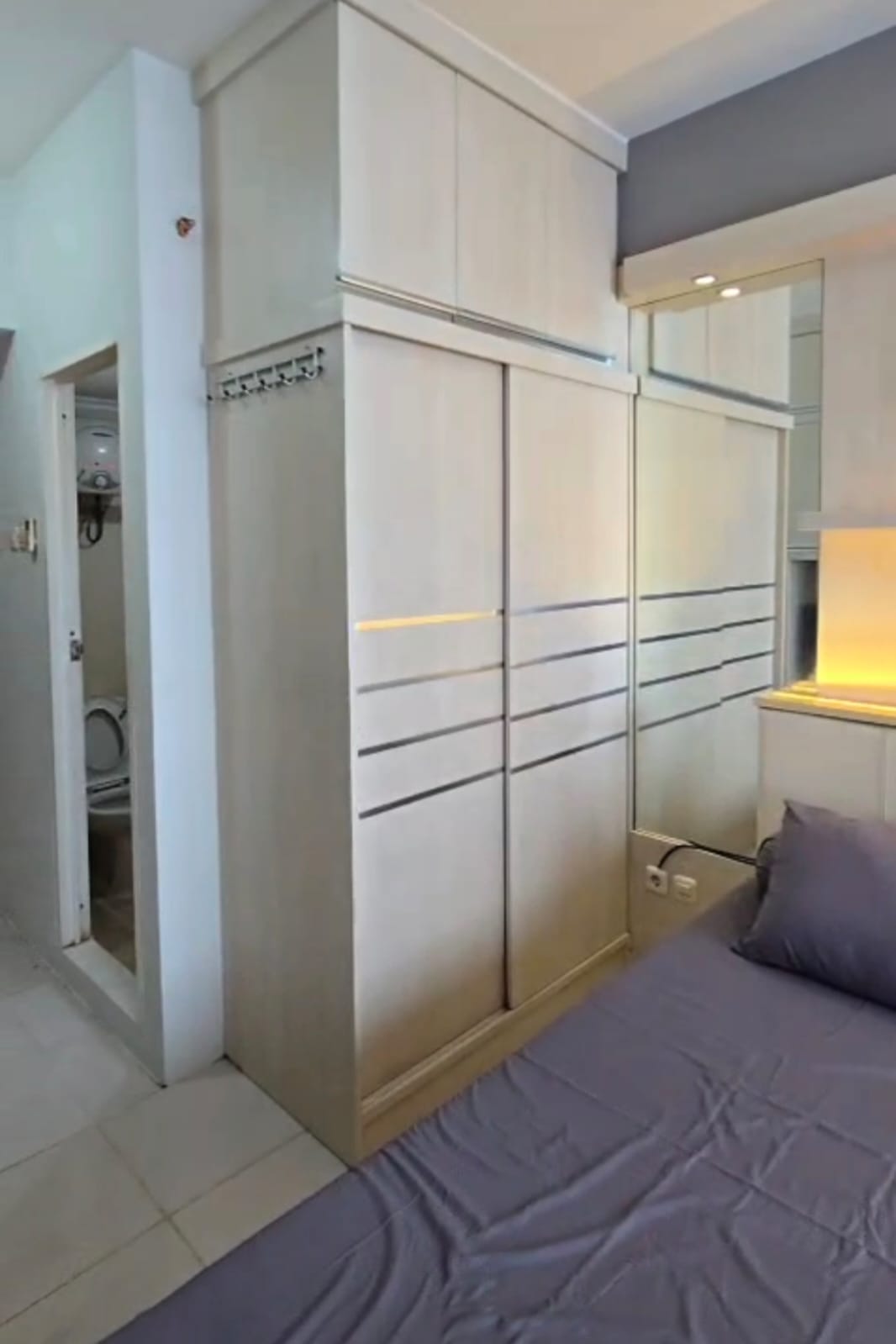 Dijual Apartemen Siap Huni dan Hemat di Puncak Permai Surabaya Barat - Image 1