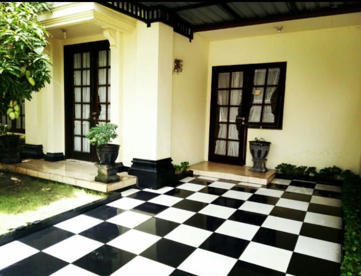 Dijual Rumah Full Furnish Lokasi Strategis di Citra Harmoni Sidoarjo - Image 1