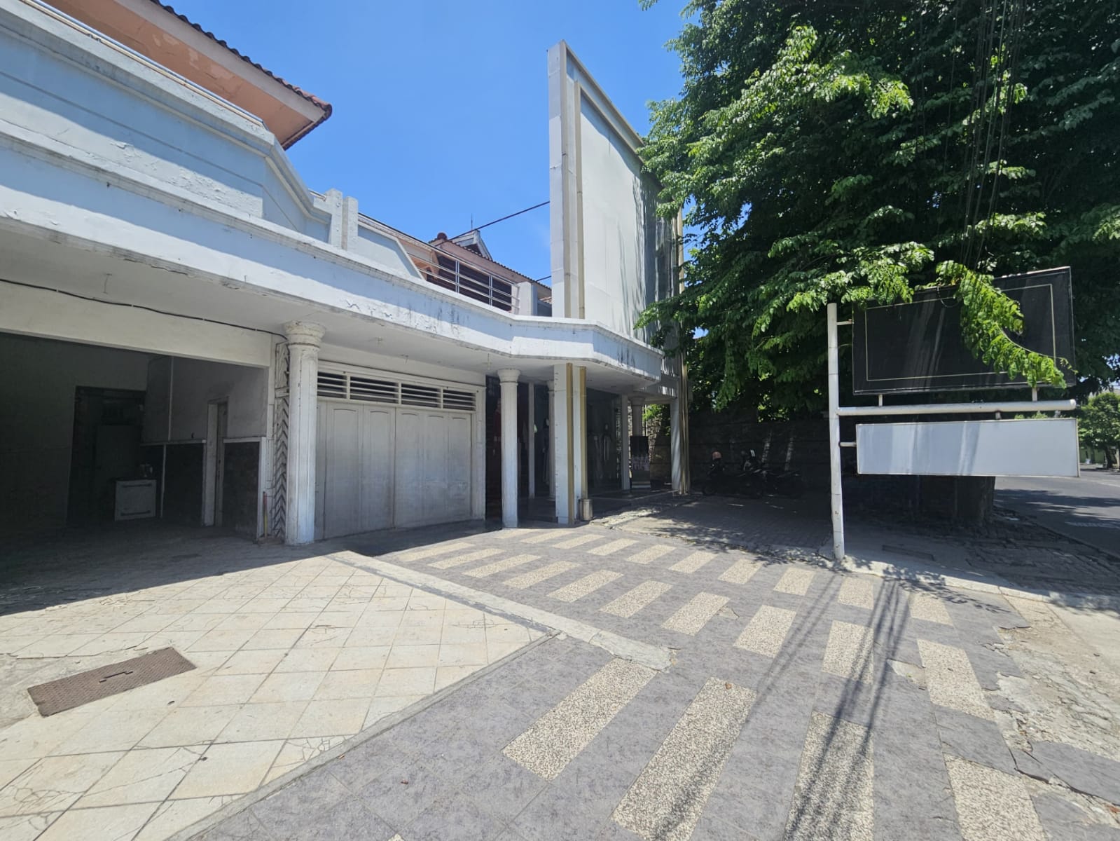 Dijual Rumah Bebas Banjir di Raya Margorejo Indah Surabaya Selatan - Image 1