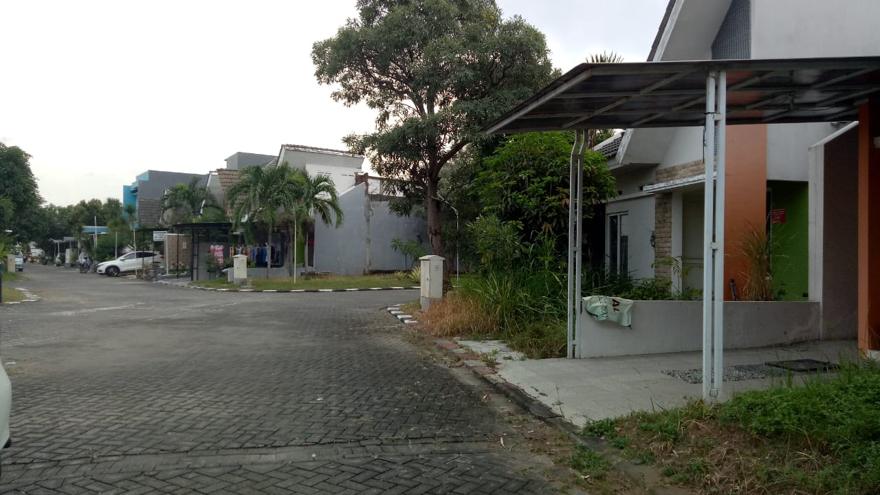 Dijual Lelang Rumah Minimalis Dekat Gelora Bung Tomo di The green Tamansari Surabaya - Thumbnail 3
