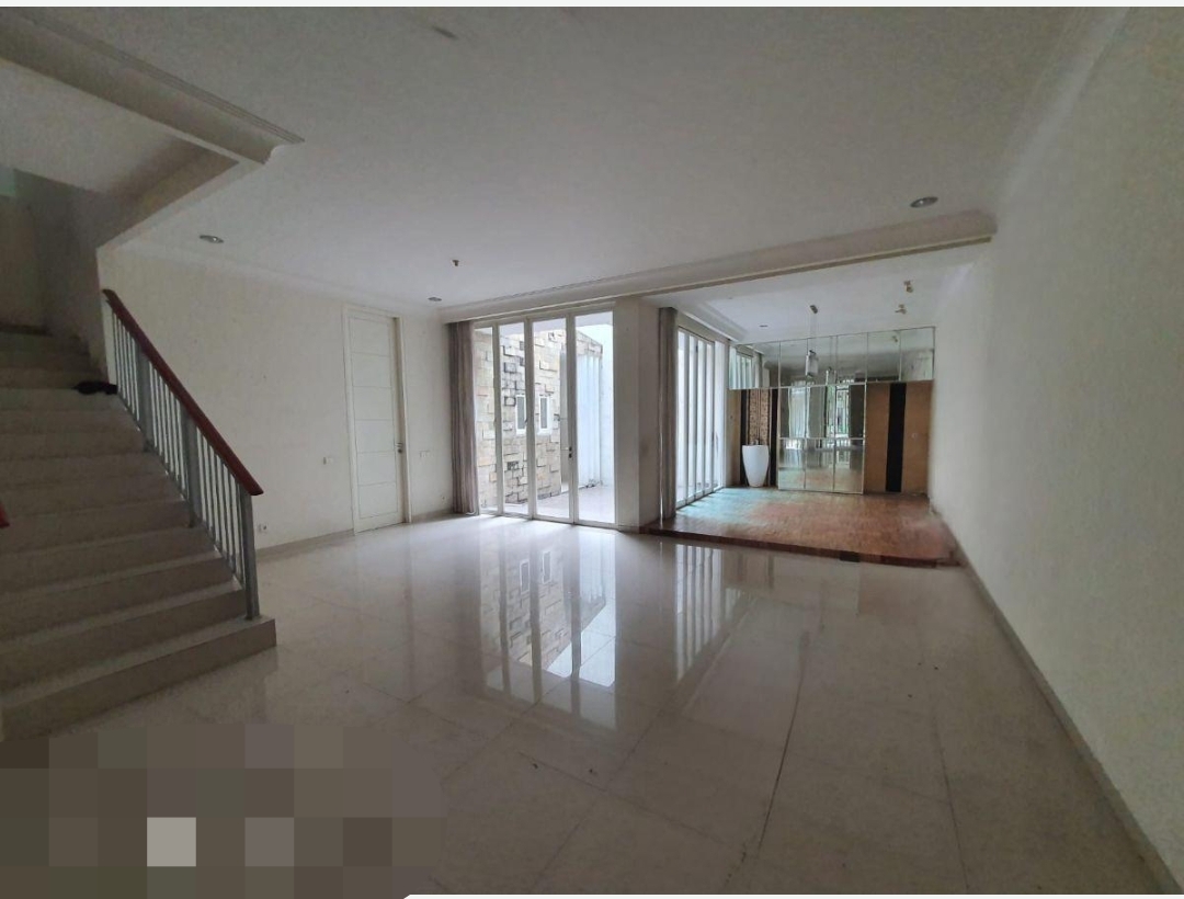 Dijual Rumah Murah di The Mansion Pakuwon Indah Surabaya Barat - Thumbnail 4
