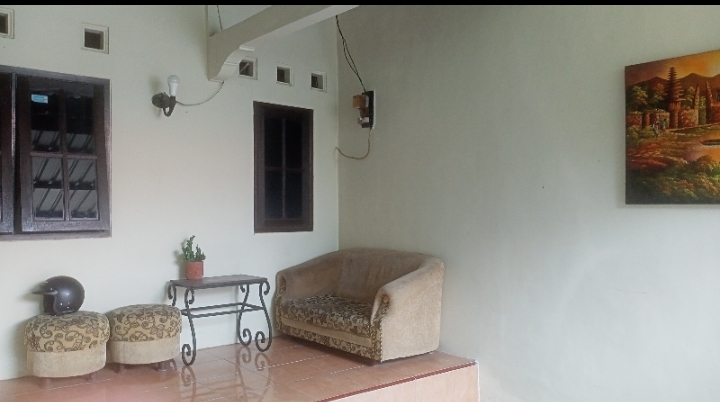 Dijual Rumah 2 Lantai Nyaman di Griya Citra Asri Benowo Surabaya Barat - Thumbnail 2