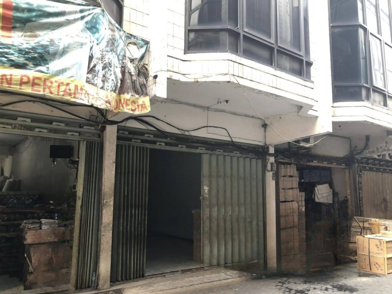 Dijual Ruko 4 Lantai Strategis di Kembang Jepun Surabaya Utara - Image 1