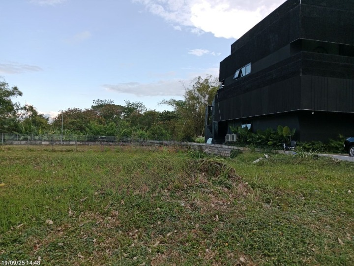 Dijual Kavling di Lokasi Premium Emerald Mansion Citraland Surabaya Barat - Image 1