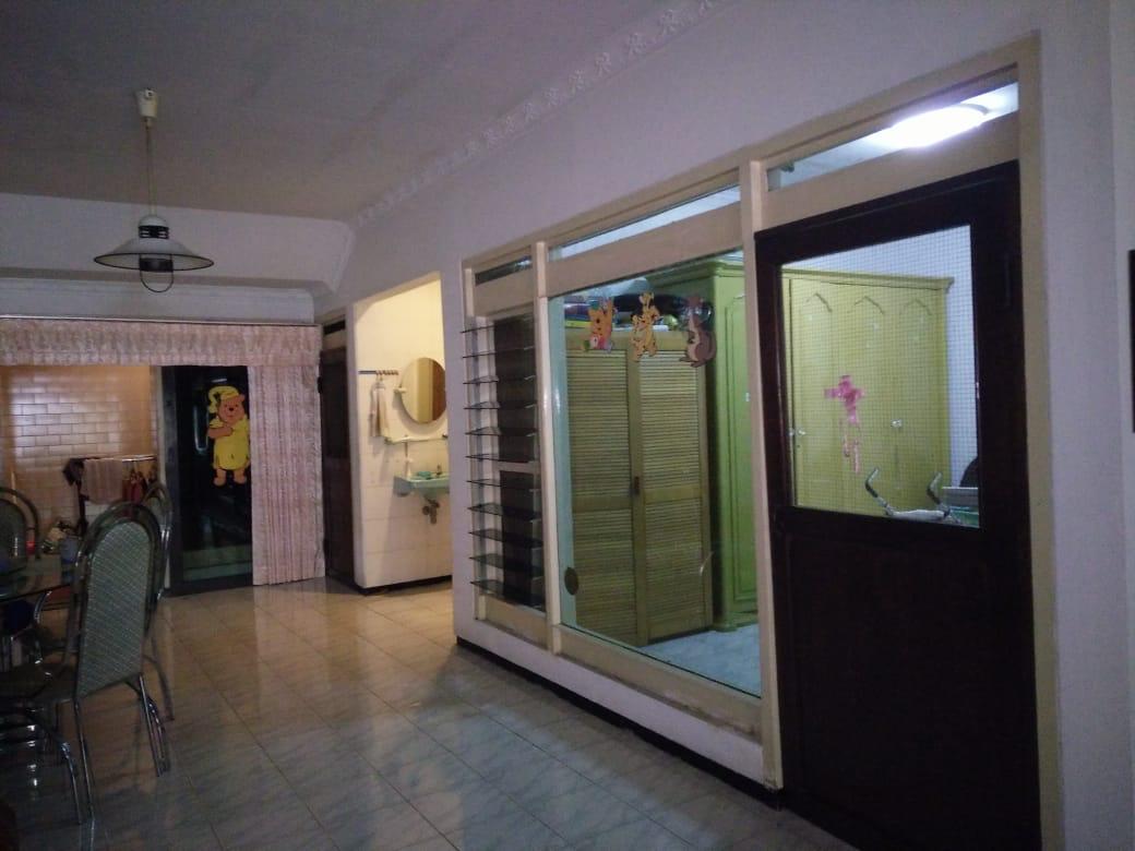 Dijual Rumah Luas Akses Mudah di Manyar Tirtoyoso Selatan Surabaya Timur - Thumbnail 3