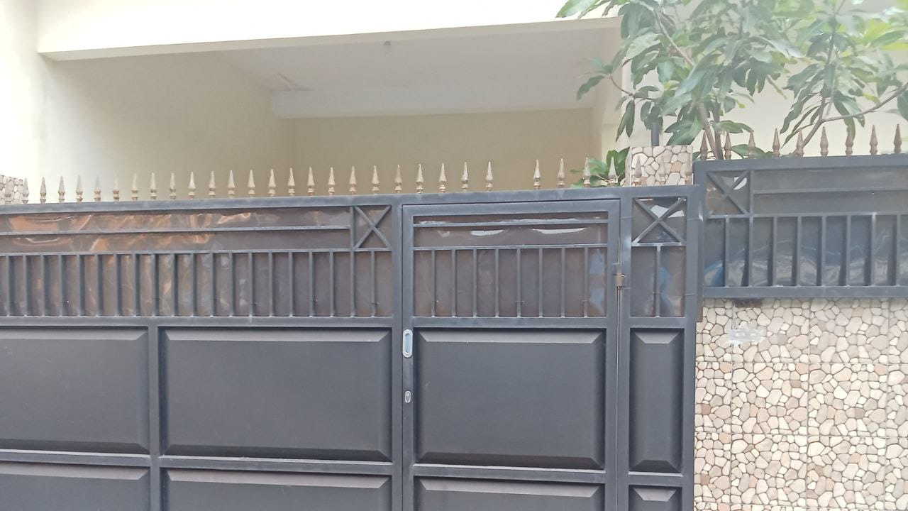Disewakan Rumah di Pagesangan Asri Surabaya Selatan Ideal untuk Keluarga - Image 1