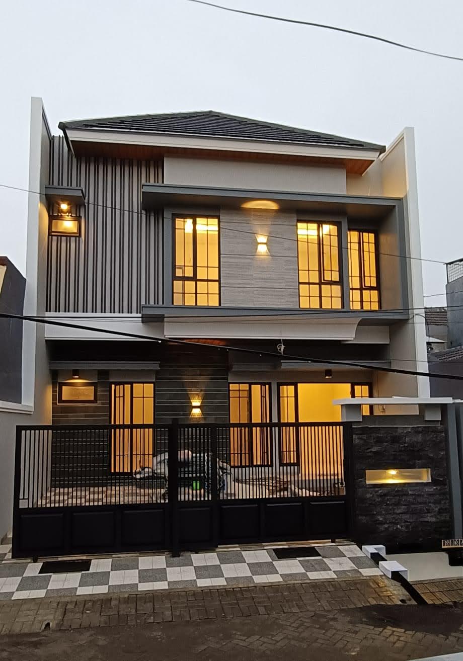 Dijual Rumah Modern dan Menarik di di Wisma Permai Surabaya Timur - Image 1