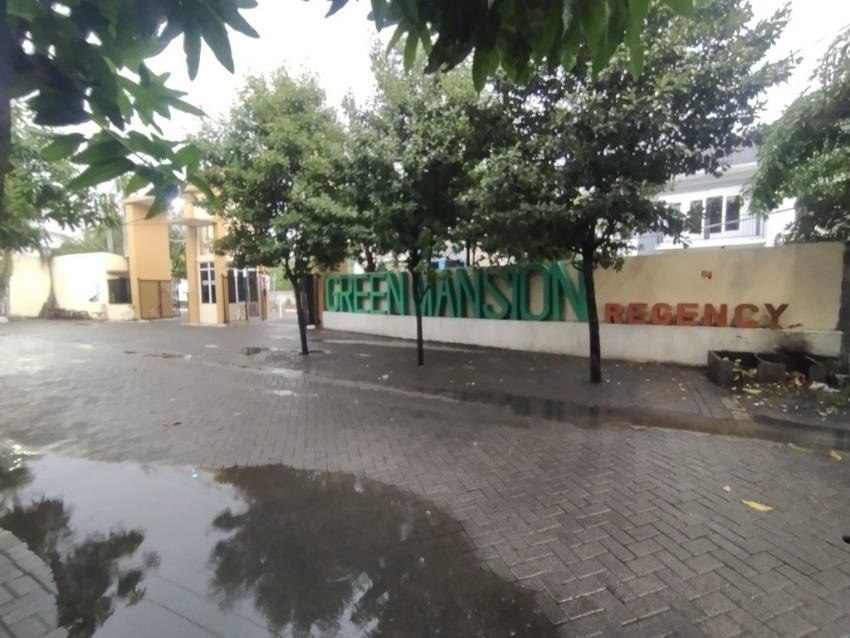 Dijual Rumah Lelang Siap Huni di Green Mansion Regency Surabaya Barat - Thumbnail 3