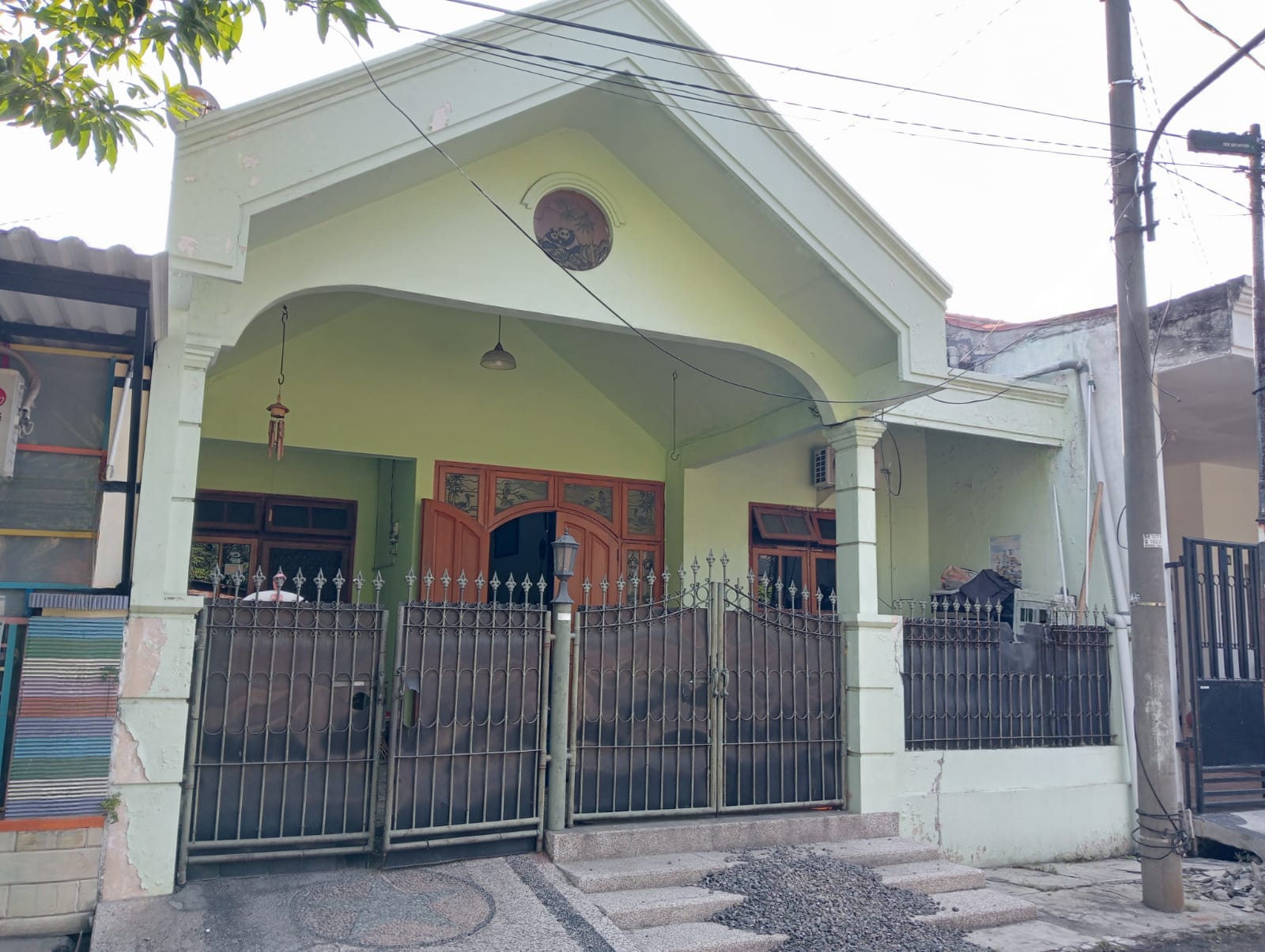 Dijual Rumah Siap Huni di Perum Wisma Kedung Asem Indah Surabaya Timur - Image 1