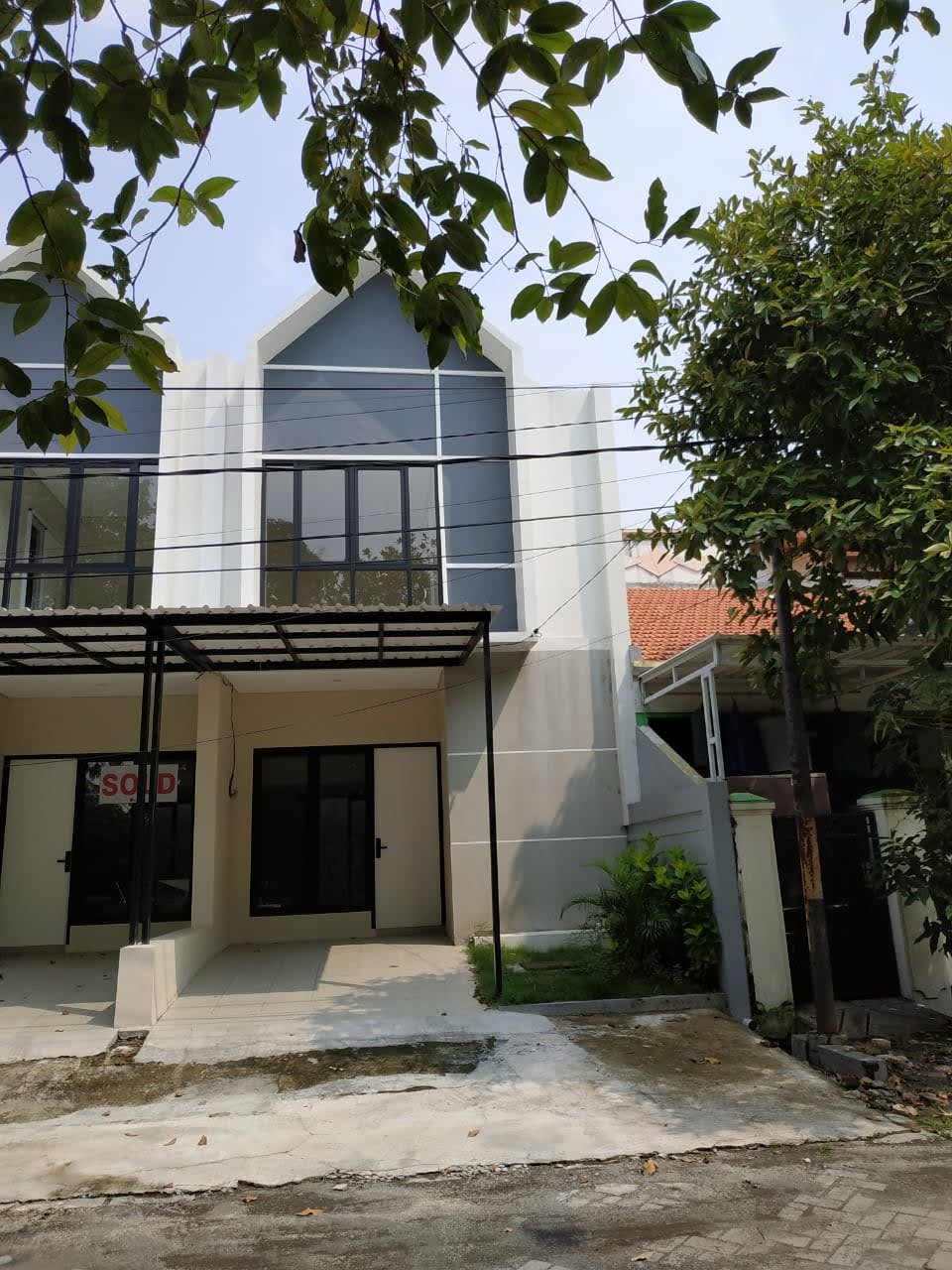 Dijual Rumah Modern Baru Gress di Rungkut Asri Timur Surabaya Timur - Image 1