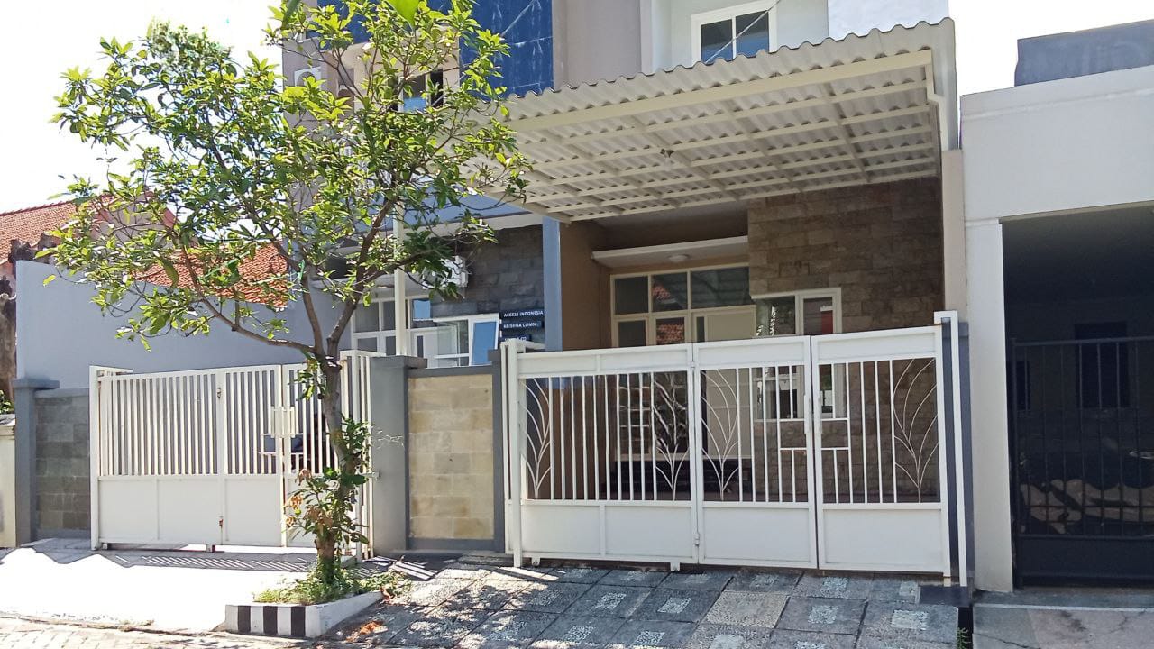Dijual Rumah Modern dan Terawat di Rungkut Asri Timur Surabaya Timur - Image 1