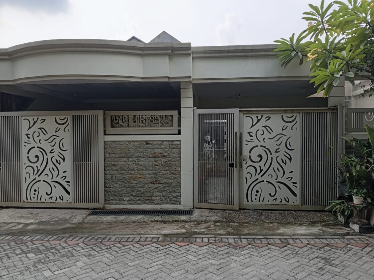 Jual Rumah Luas Siap Huni di Tubanan Baru Surabaya Barat - Image 1