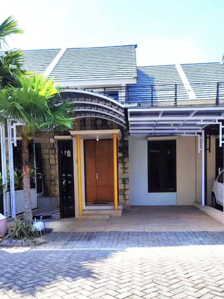 Rumah Siap Huni Dijual di Permata Terrace Manyar Gresik - Image 1